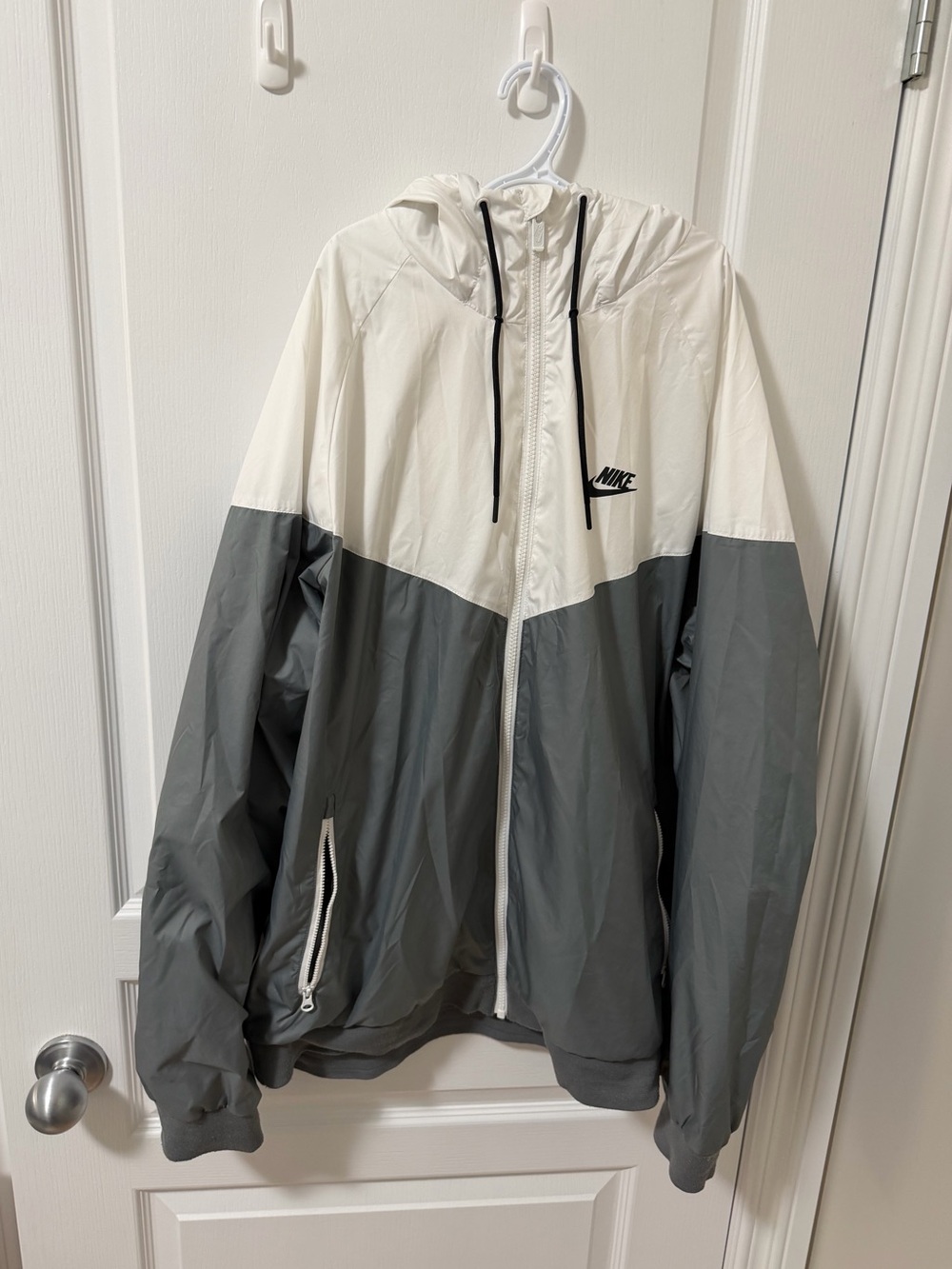 Nike Two-Tone Hooded Windbreaker in White and Gray